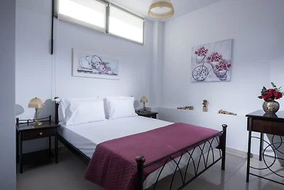 Spaziosa villa a Kato Gouves