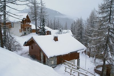 Charming chalet with a fire-place and great v...