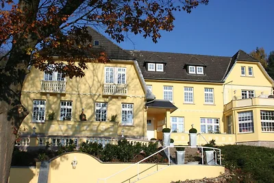 Villa mit Blick auf das Weserbergland