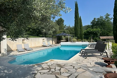 Schöne Villa mit Swimmingpool