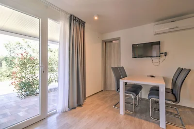 Casa mobile a Banjole vicino Spiaggia