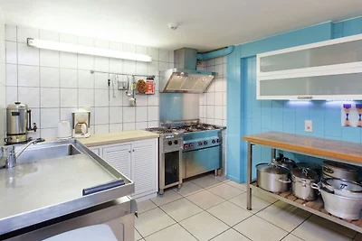 Aufwändiges Ferienhaus mit Sauna in Manhay