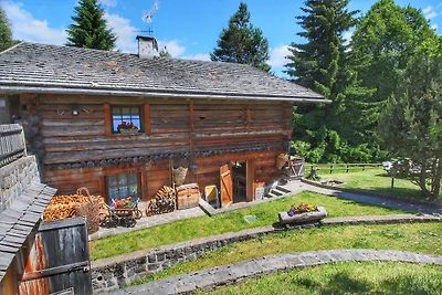 Cottage a Bellamonte con giardino