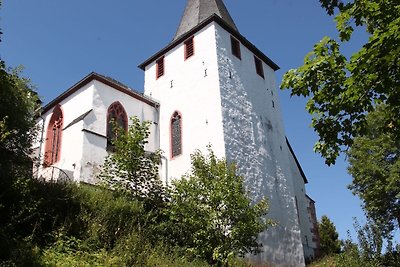 Einstöckiger Bungalow bei einem Stausee in de...
