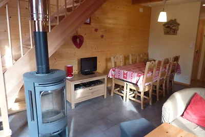 Accogliente chalet con vista sulla campagna