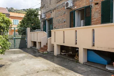 Traditionelles Ferienhaus in Nicotera Marina ...