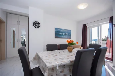 Apartments Happy Holiday - Two Bedroom Apartm...