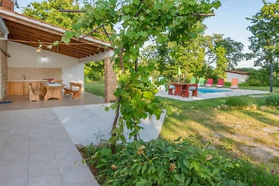 Ferienhaus in Marcana mit Schwimmbecken