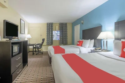 Knoxville, TN | 2 Queensize-Betten