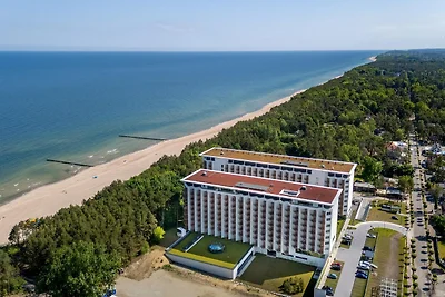 Große Wohnung mit Meerblick, Innenpool