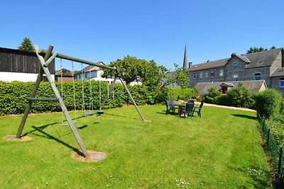 Möbliertes Ferienhaus in Tillet mit eigener...