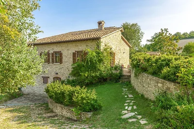 Plüsch-Ferienhaus mit Swimmingpool