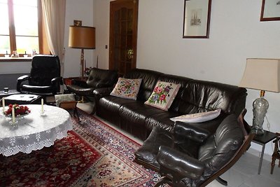 Heritage-Ferienhaus in Vieure mit Garten