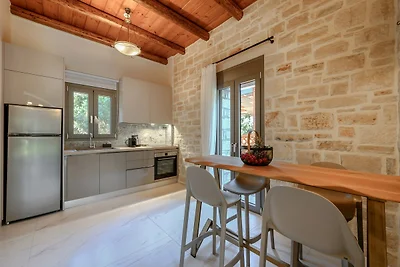 Villa in Prinos mit Pool und Bergblick