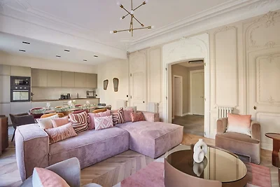 Neue und außergewöhnliche Wohnung...