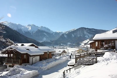 Ruhiges Chalet mit Sauna in Königsleiten