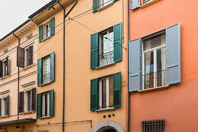 Guerrazzi 23 - La casa Magenta