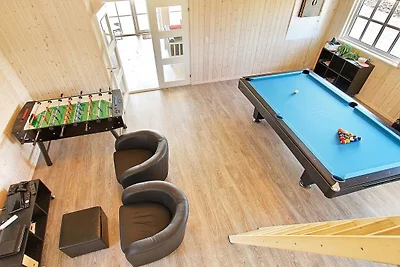 Luxurioses Strandhaus mit Pool