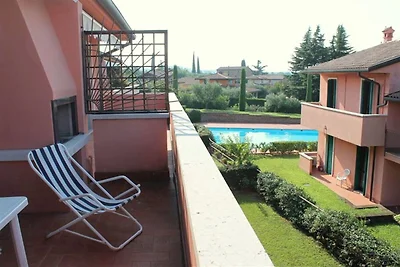 Schönes Appartement mit Garten und Kamin