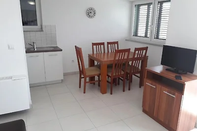 Apartments Mlikota - One Bedroom Apartment wi...