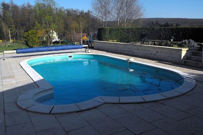 Modernes Ferienhaus mit Pool in Phalsbourg