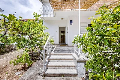 Villa a Sabbioncello vicino a Seabeach