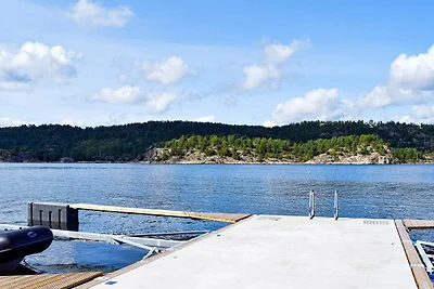 8 Personen Ferienhaus in Risør-By Traum