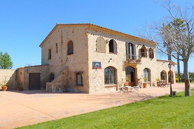 Geräumige Villa mit Swimmingpool in St.