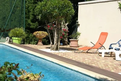 Ferienhaus mit privatem Pool von Orange