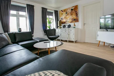 8 Personen Ferienhaus in Tranekær