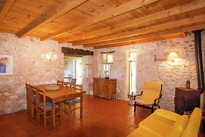 Casa unifamiliare con terrazza e giardino