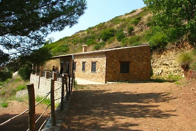 Schönes Bauernhaus in Cetraro mit Terrasse