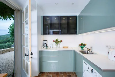 Haus im Luberon mit Pool und Lavendelblick