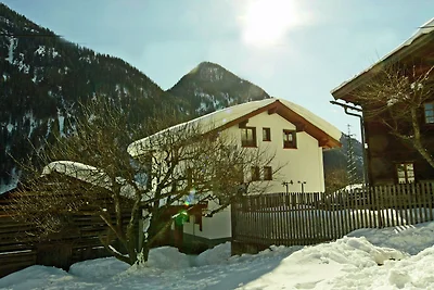 Geräumige Ferienwohnung in Kappl mit Terrasse
