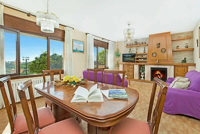 Geräumige Villa mit 6 Schlafzimmern in Blanes