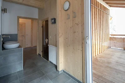 Chalet nelle Alpi vicino Sci e Foresta