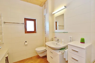 Wohnung direkt an der Skipiste mit Talblick