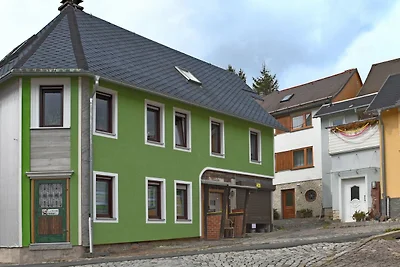 Licht appartement in een wijk van Ilmenau