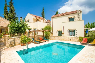 Villa in Chania nahe Almyrida Strand