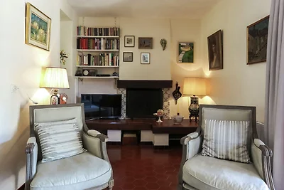 Moderna casa vacanze con piscina