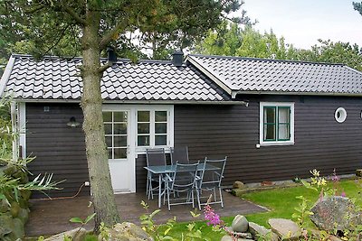 4 person holiday home in GLOMMEN