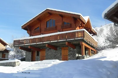 Schönes Chalet in Les Deux-Alpes nahe...