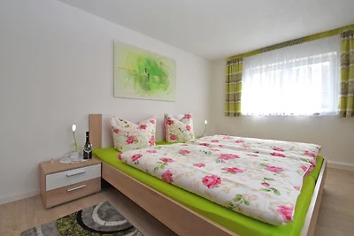 Apartment in Lichtenhain mit Garten