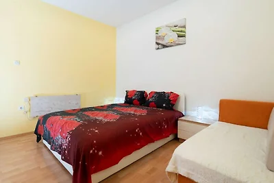 Apartment mit einem Schlafzimmer und Terrasse