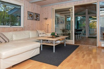 Modernes Ferienhaus in Jütland mit Sauna
