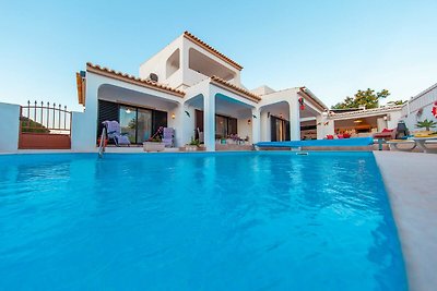 Villa in Albufeira vlakbij zee en strand