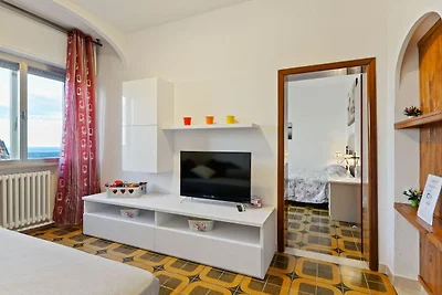 Piacevole appartamento con cortile