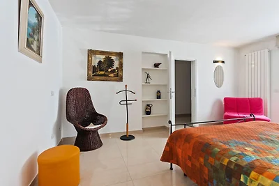 Villa a Barassovicino al centro