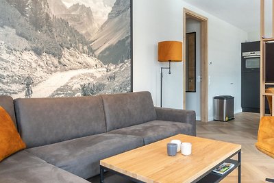 Stylish apartment with sauna, ski area at 600...