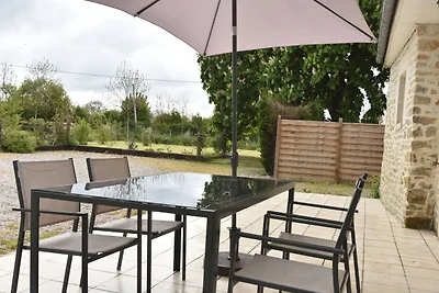 Cottage a Fresville con giardino